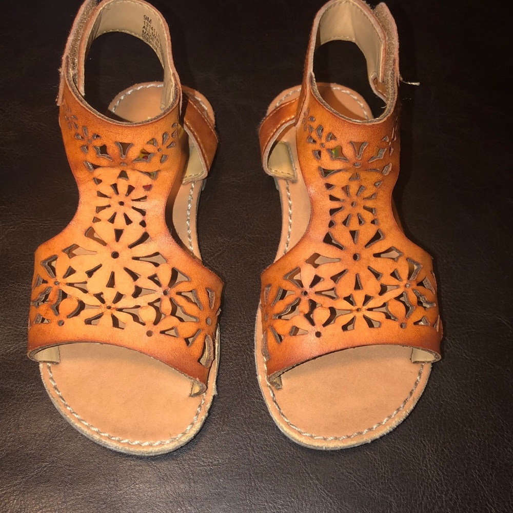 Little girls sandals